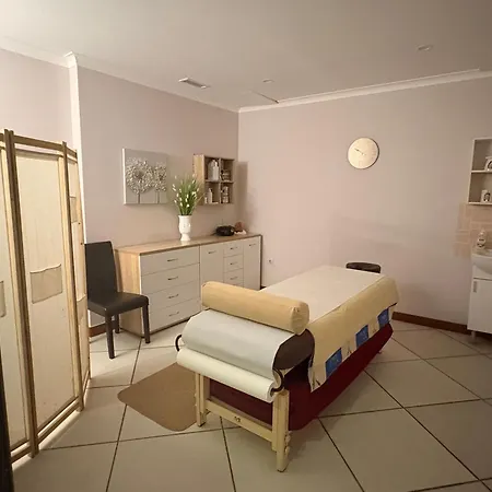 Hanat Saints Constantine and Helena