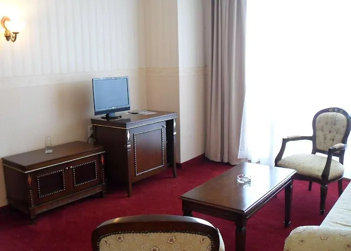 Hanat Hotel Saints Constantine and Helena