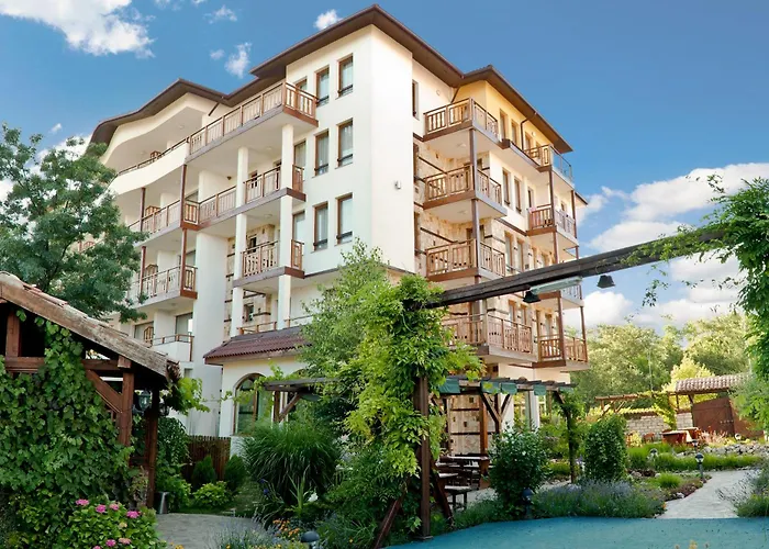 Hanat Hotel Saints Constantine and Helena